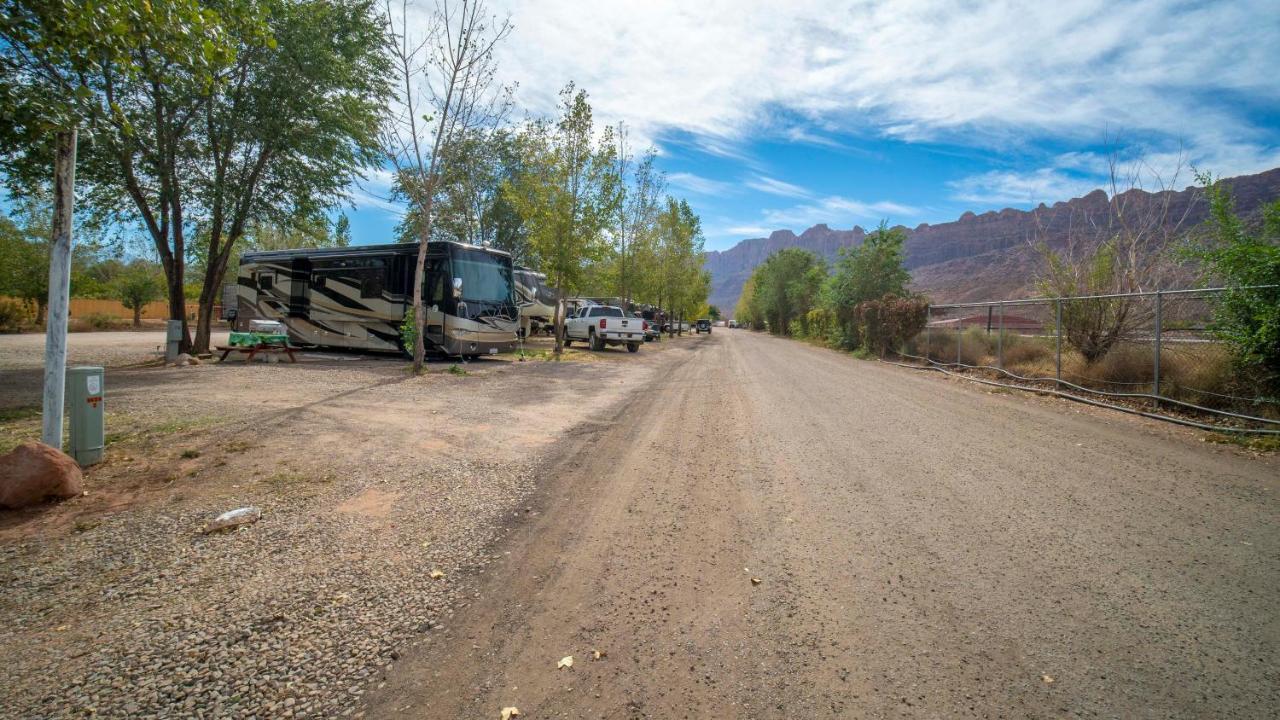 摩押Outdoor Glamping Large 5Th Wheel Setup Ok4A公寓 外观 照片