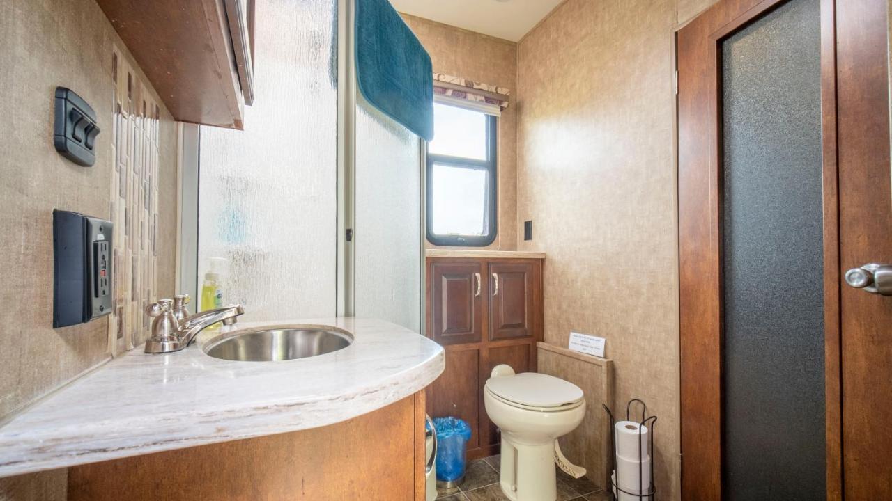 摩押Outdoor Glamping Large 5Th Wheel Setup Ok4A公寓 外观 照片