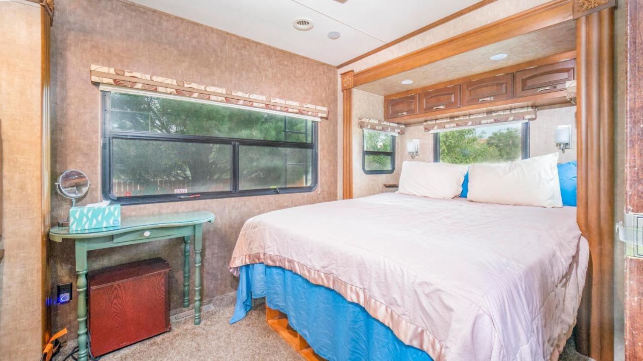 摩押Outdoor Glamping Large 5Th Wheel Setup Ok4A公寓 外观 照片